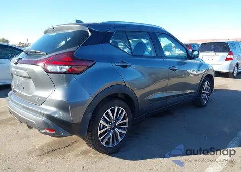 2023 Nissan Kicks Sv Xtronic Cvt z USA, uszkodzony, nr VIN 3N1CP5CV2PL507527